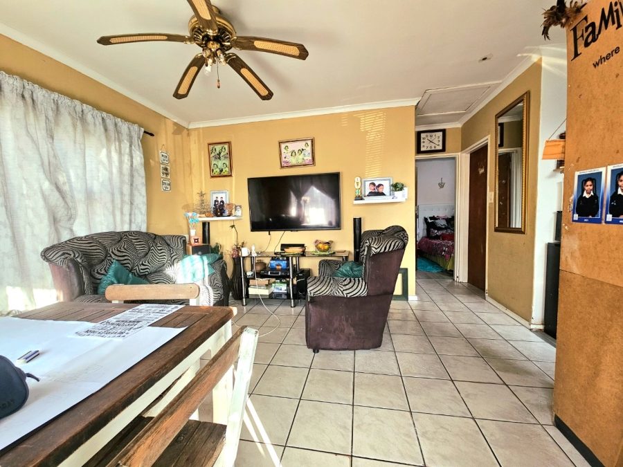 2 Bedroom Property for Sale in Beverly Park Western Cape